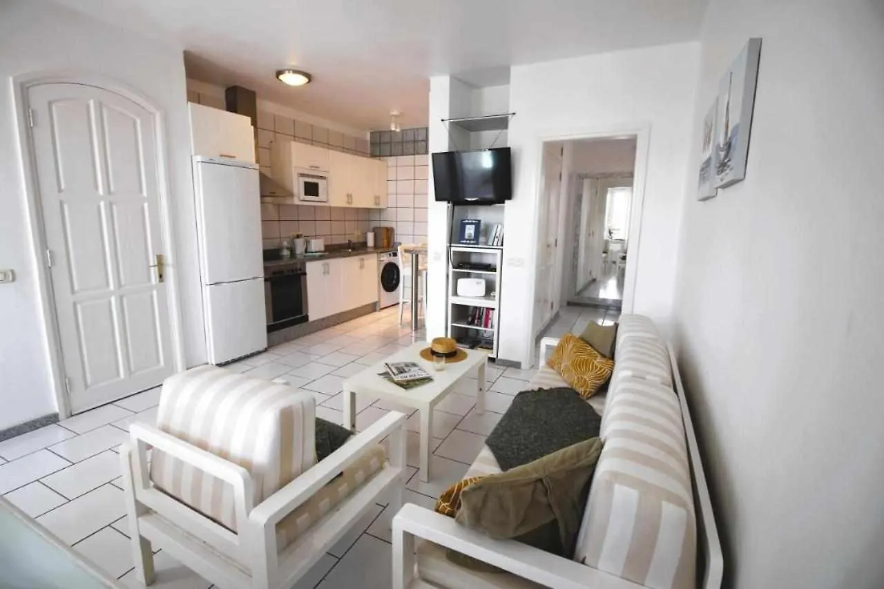 Nautic Apartment In Puerto Del Carmen Тиас